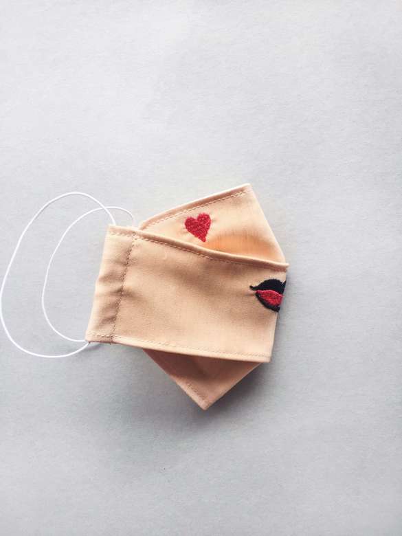 Facial mask for daughter