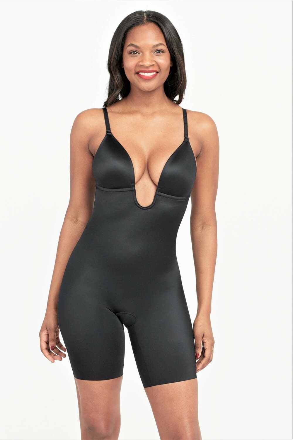 Комбинезон с глубоким декольте и открытой спиной SPANX Suit Your Fancy Plunge Low-Back Mid-Thigh Bodysuit 10157R