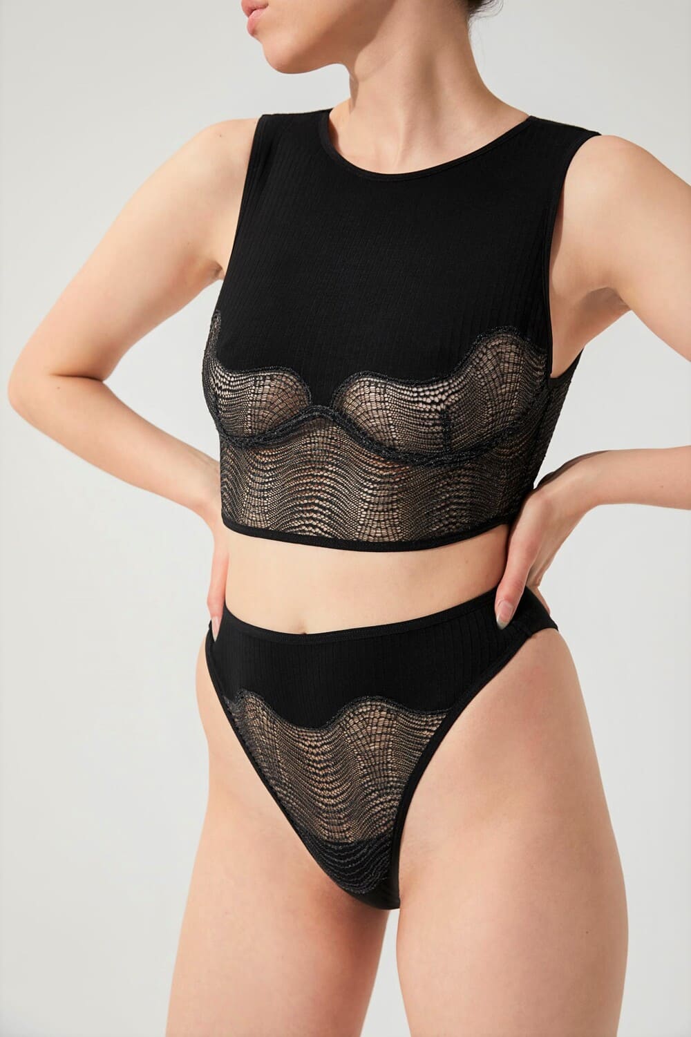 Трусы с высокой талией и высокой линией бедра Opaak PINA