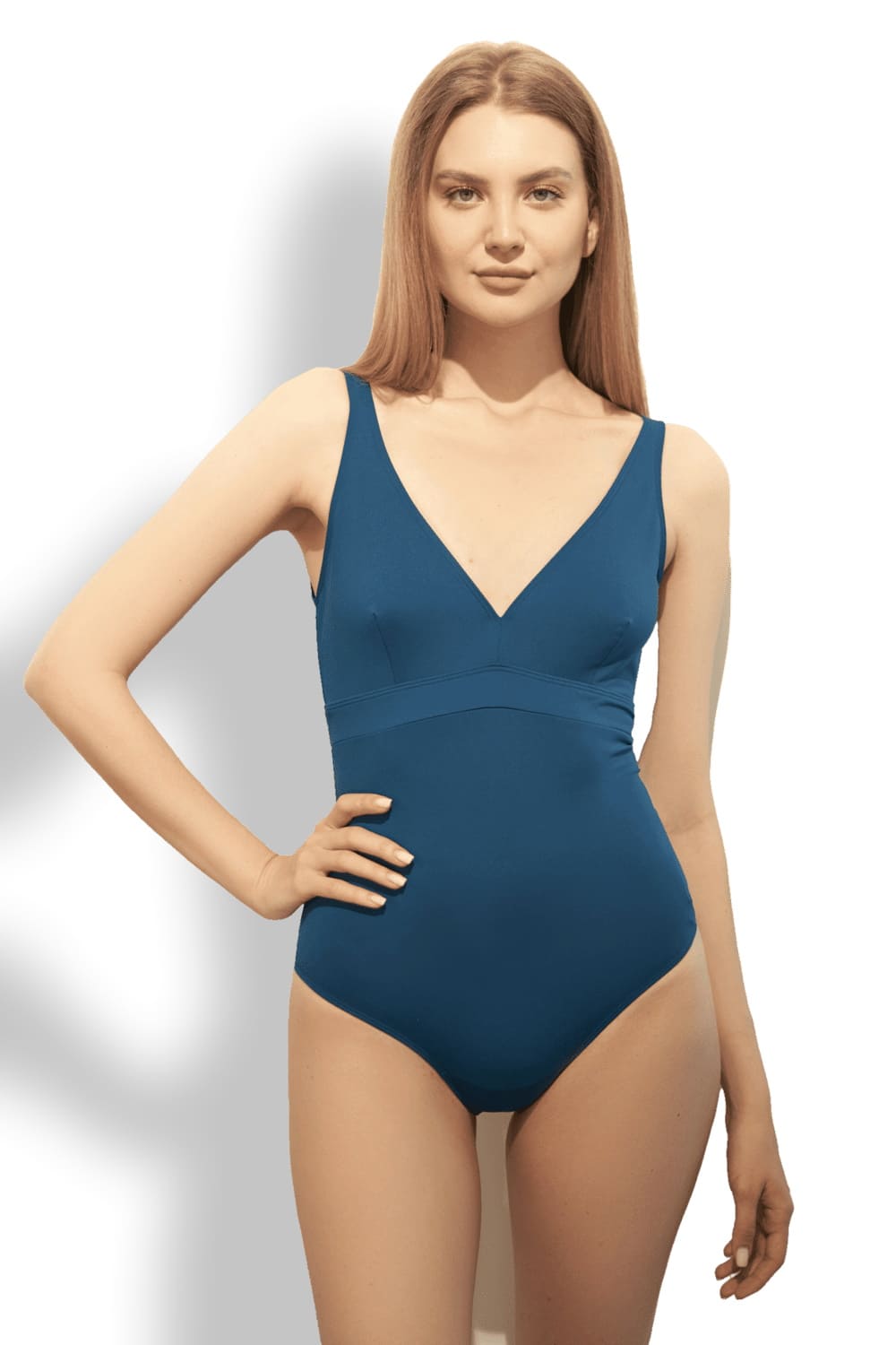 Слитный купальник D nu D 2109