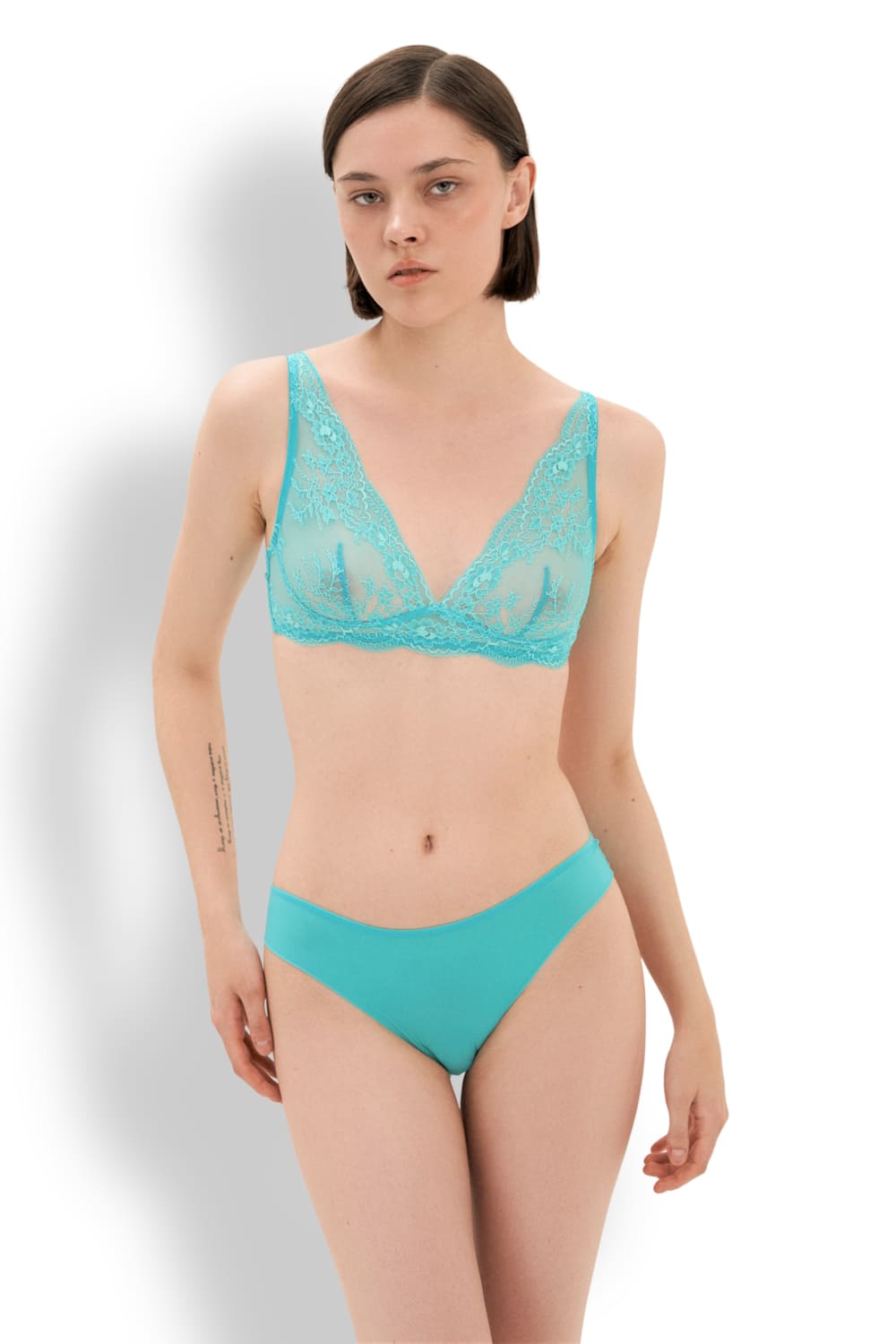 Бюстгальтер с треугольными чашками без косточек Ritratti 74675