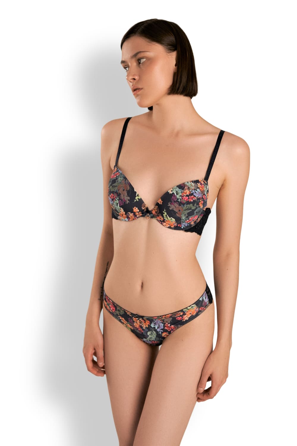 Кружевной бюстгальтер push-up Emporio Armani 165394 3R212