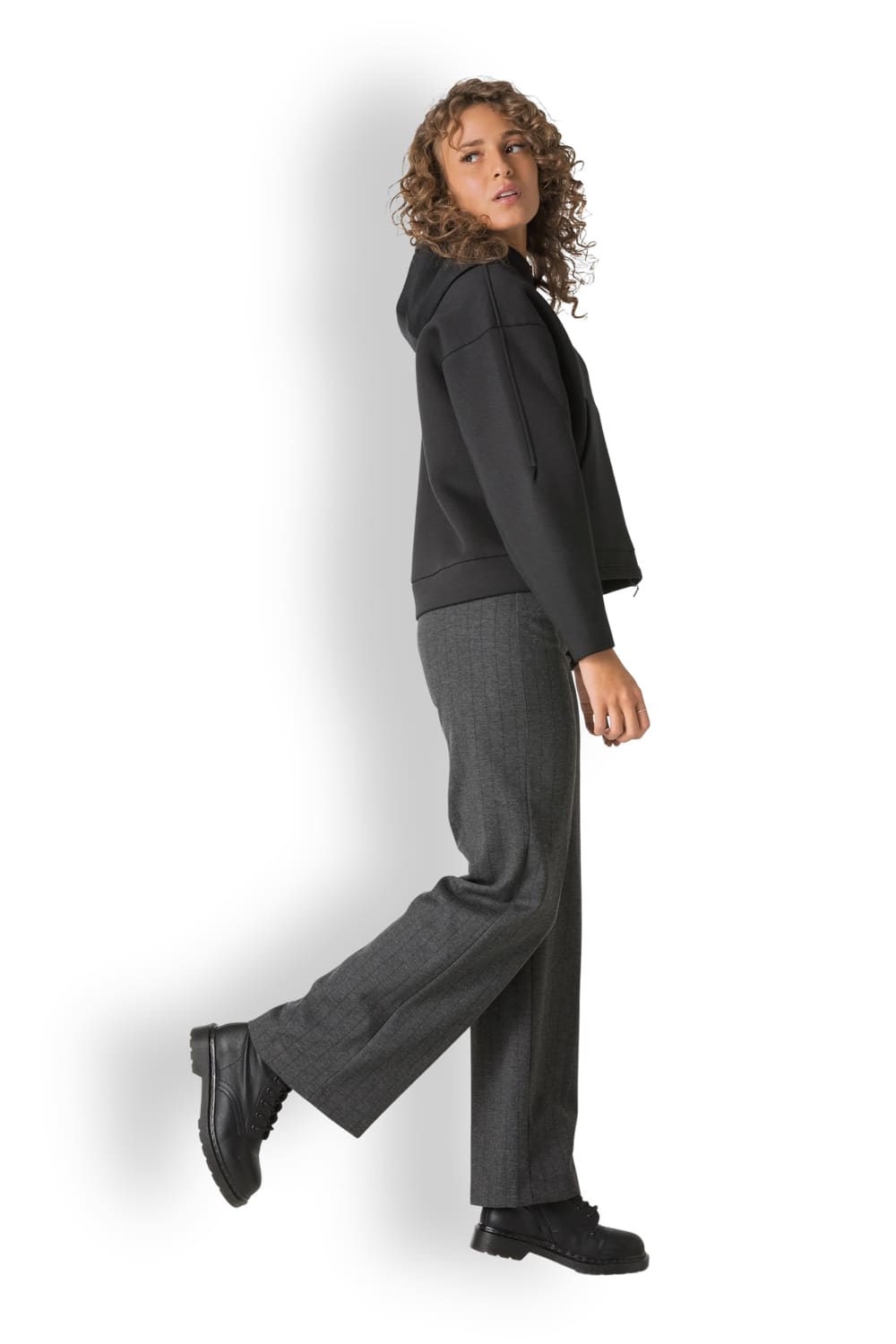 Широкие женские брюки в тонкую полоску DEHA D93758