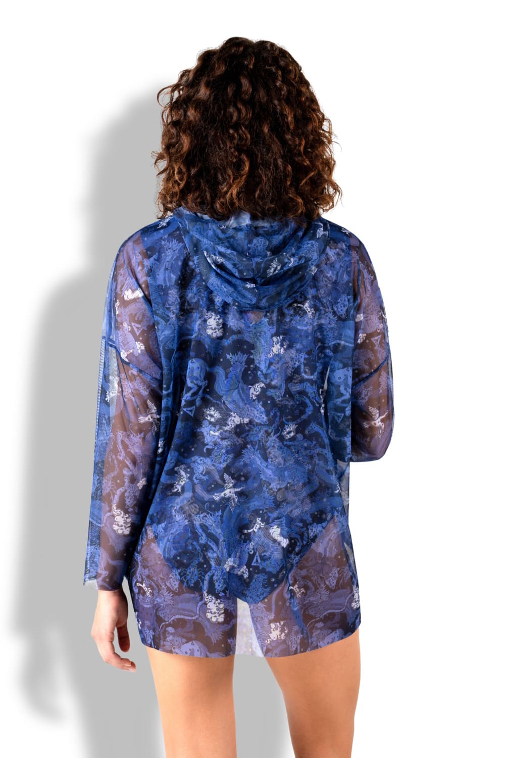 Футболка женская оверсайз с капюшоном, пропускающая загар Лунная пыль RoDaSoleil