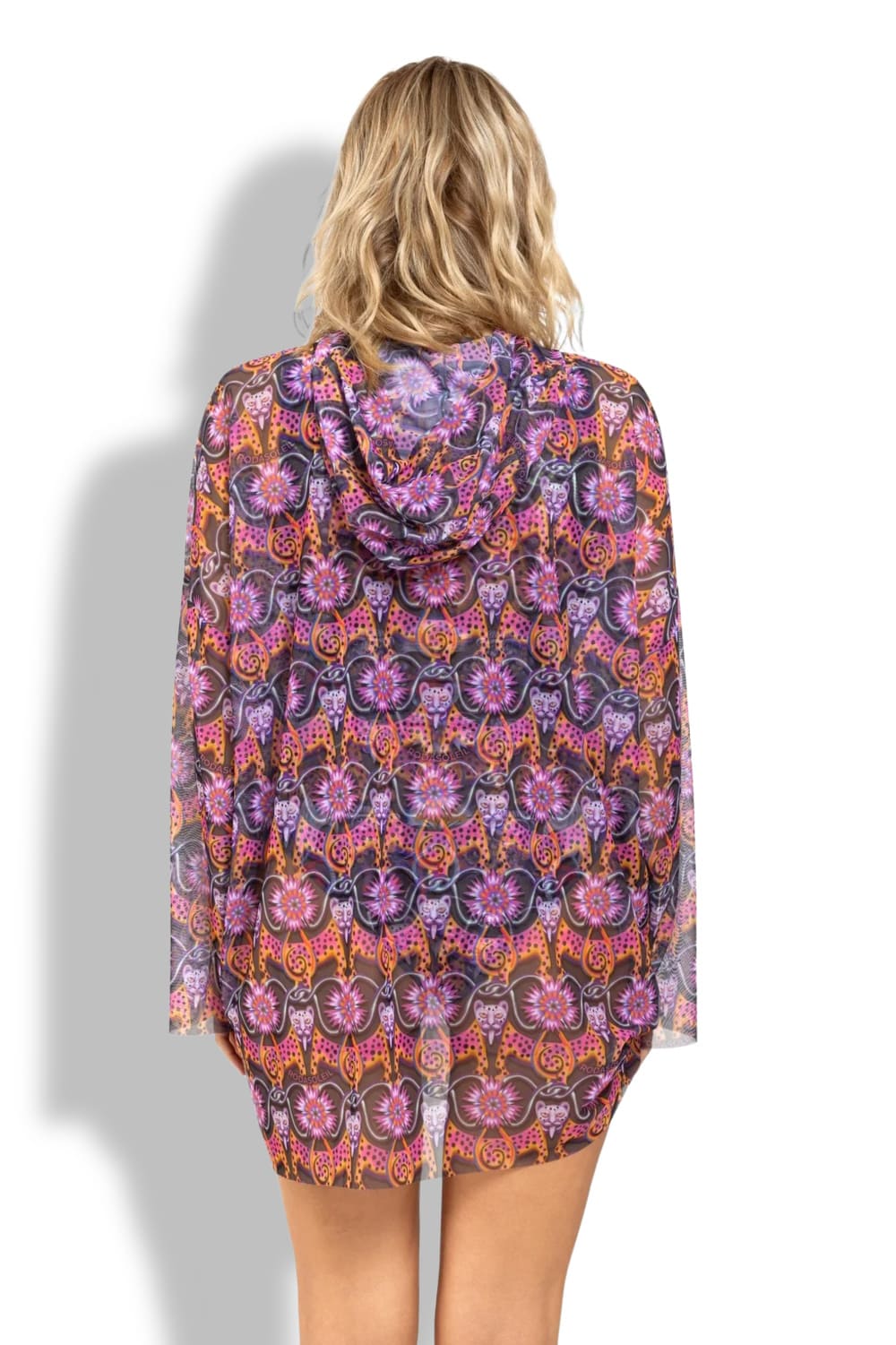 Футболка женская оверсайз с капюшоном, пропускающая загар Средневековье Серый RoDaSoleil