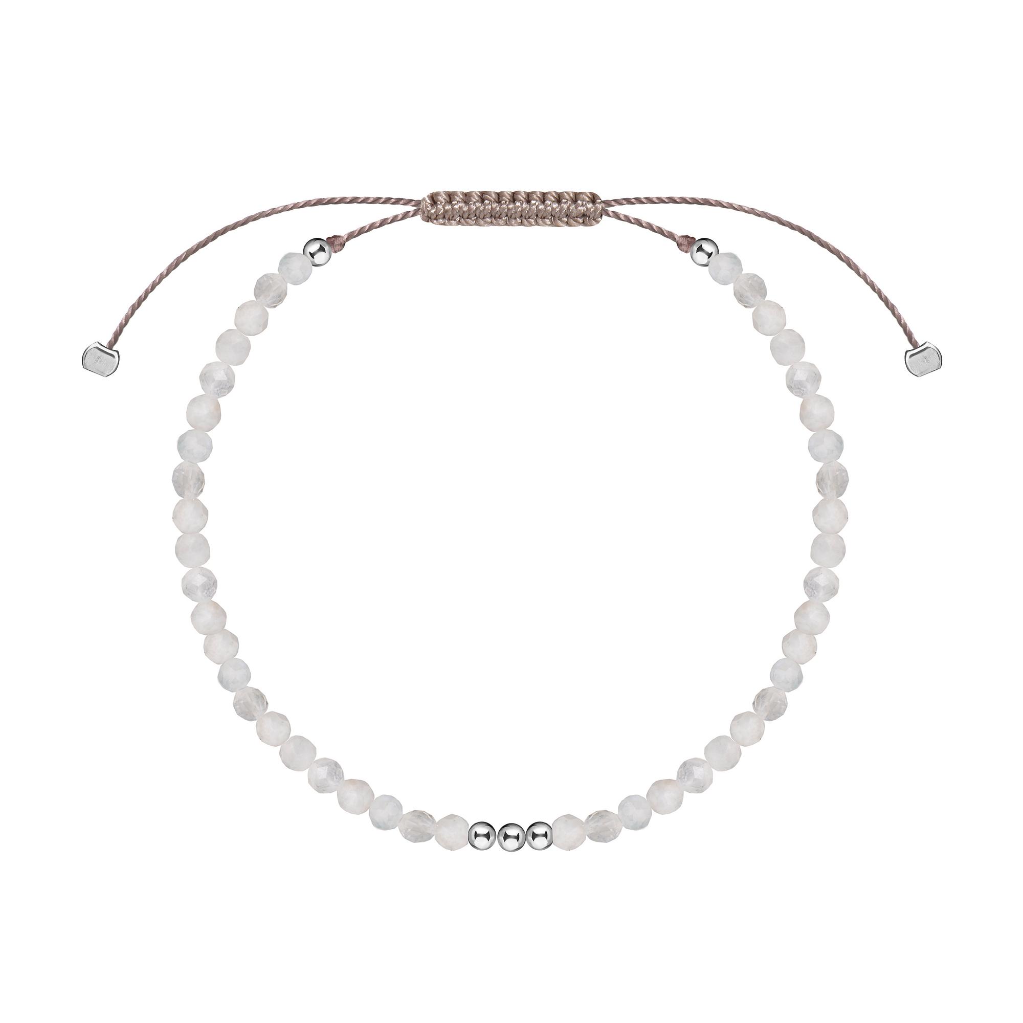Браслет с лунным камнем на бежевой нитке серебро