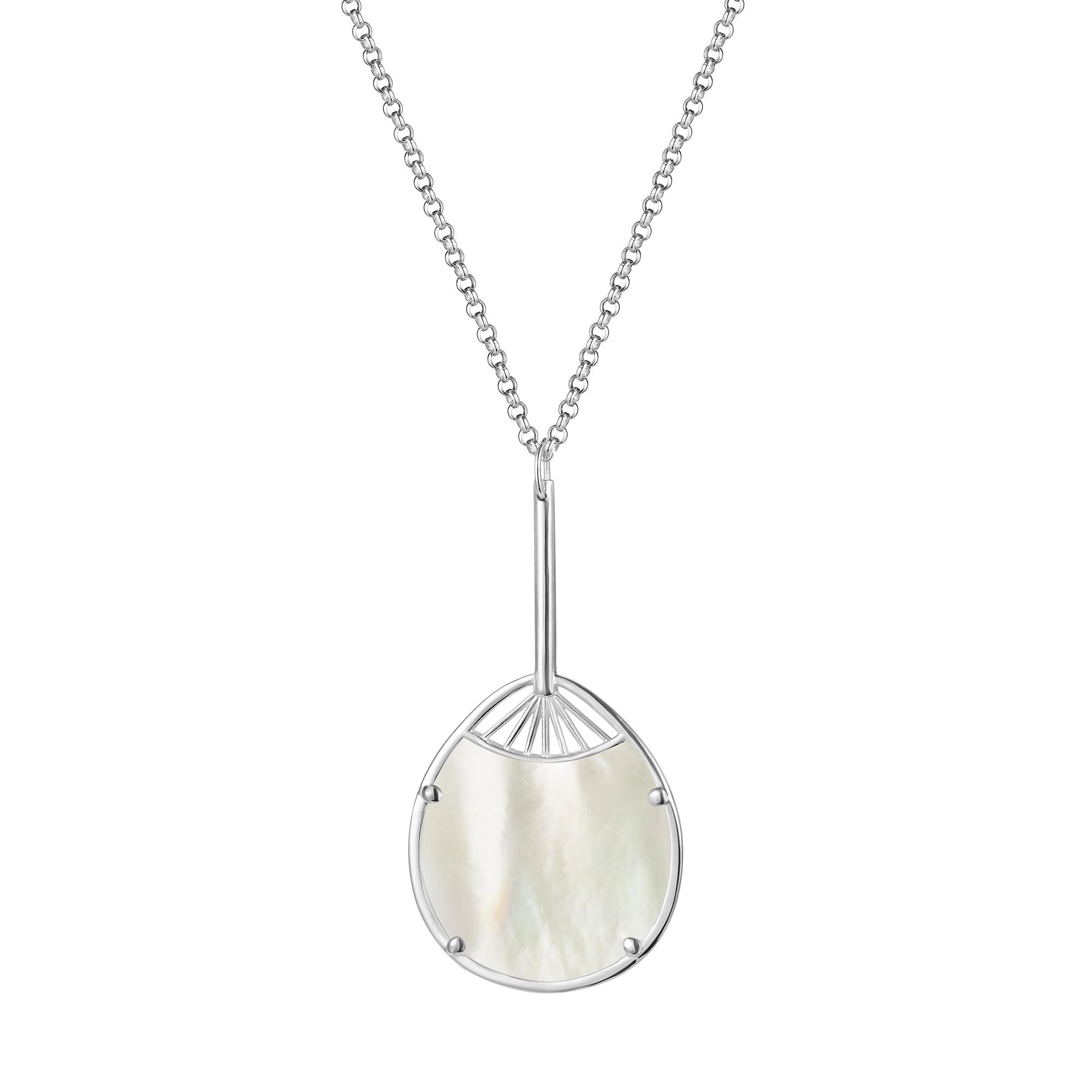 Подвеска Веер 'Белая Луна' с перламутром