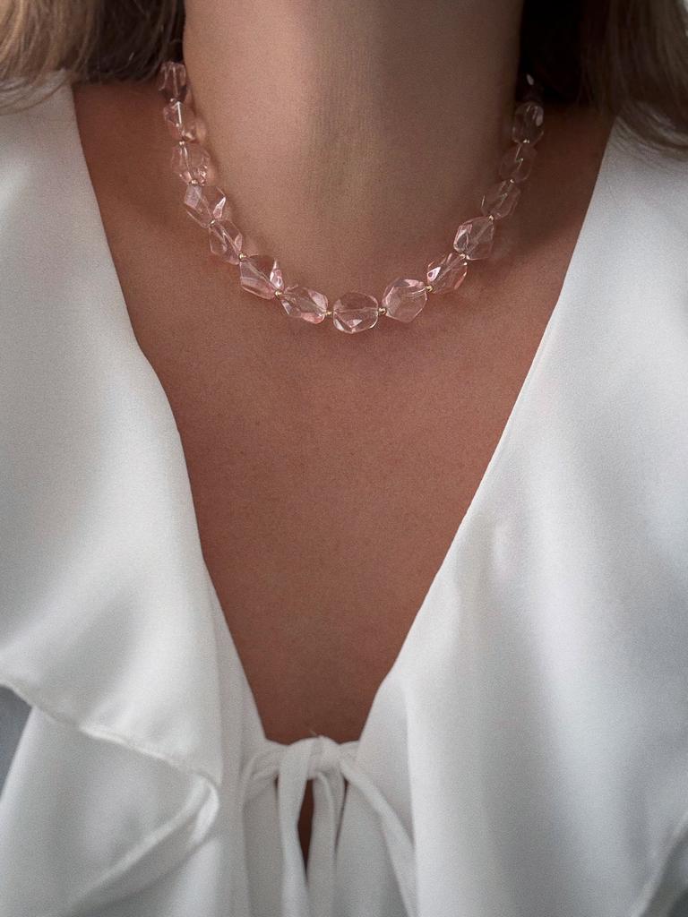 Чокер из аква-кварца (розовый, позолота)