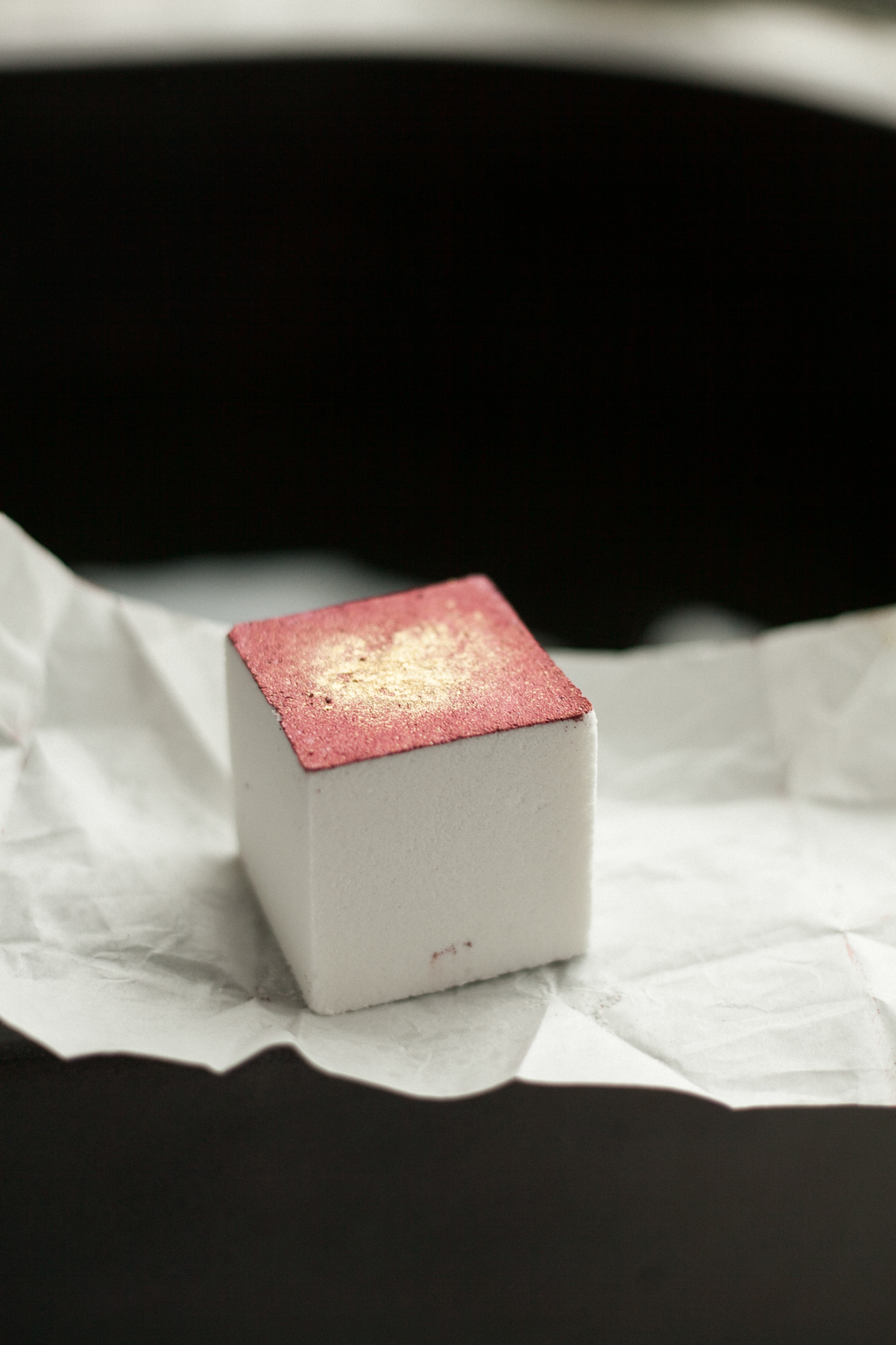 Бомбочка для ванны Люби