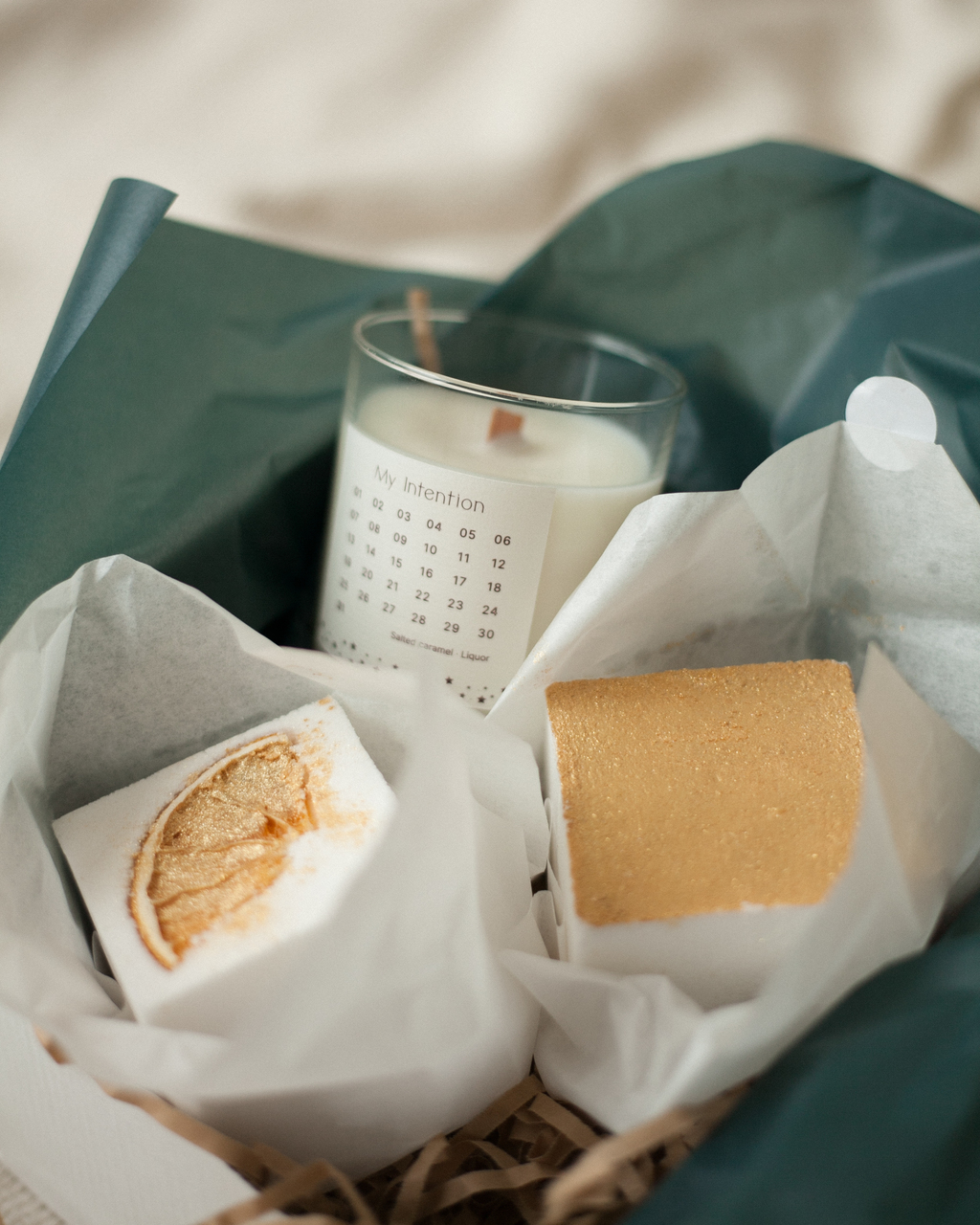 Набор №1 - свеча 240 мл + 2 бомбочки