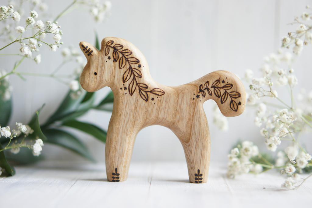 Wooden unicorn toy (natural) flower