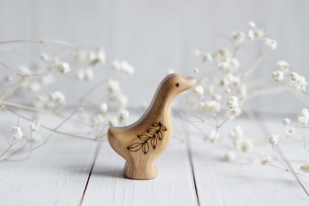 Gosling baby wooden toy