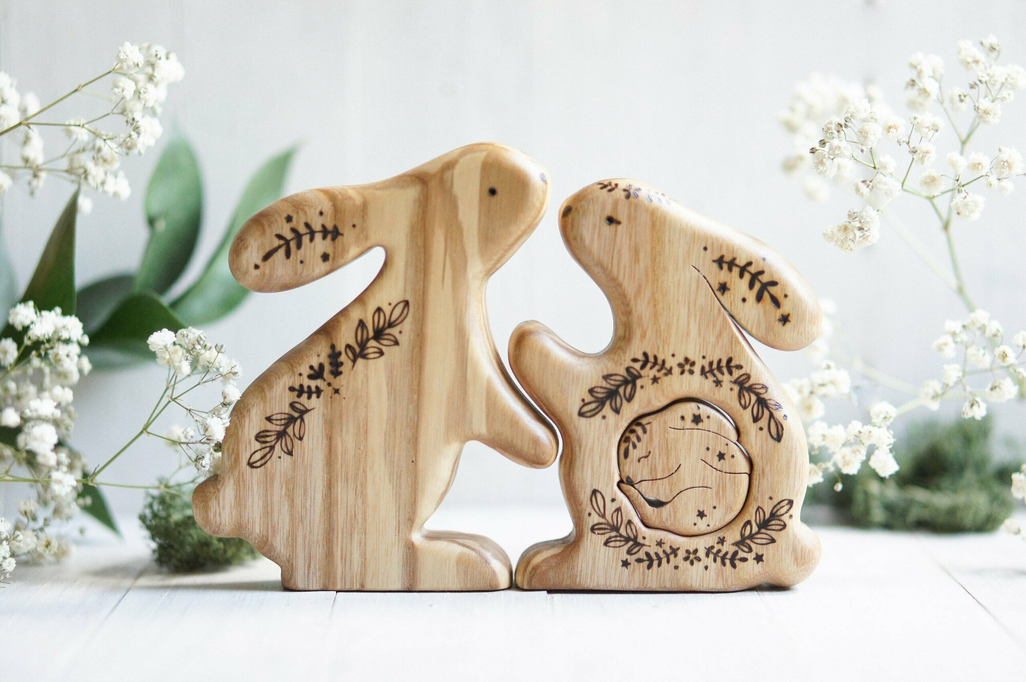 Announcement bunny family puzzle