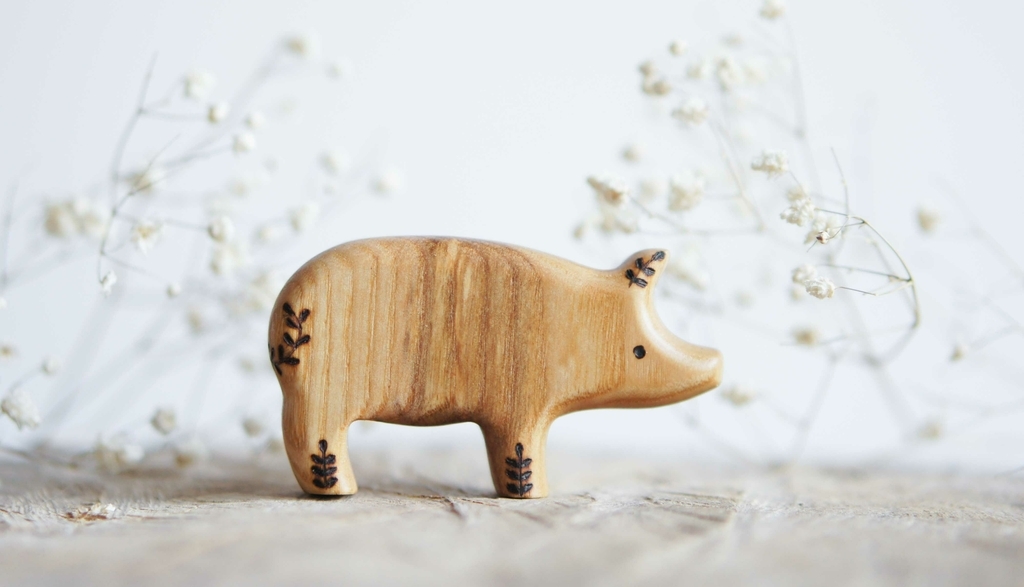 Pig wooden toy