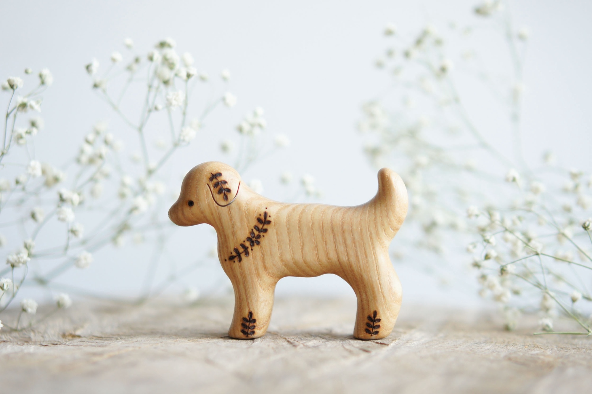 Dog wooden toy (mom)