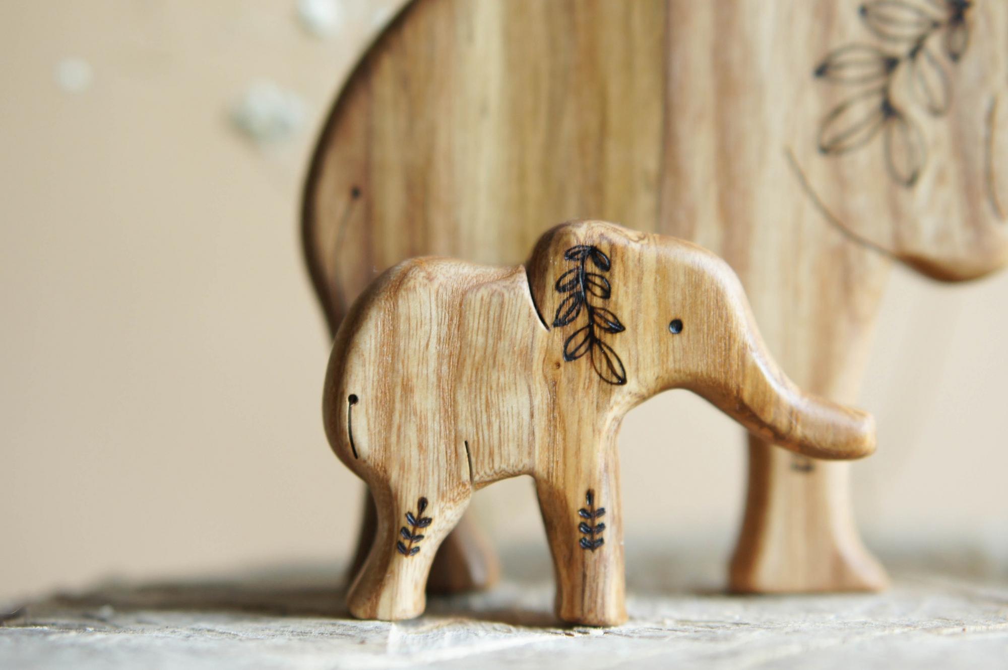 Wooden elephant toy