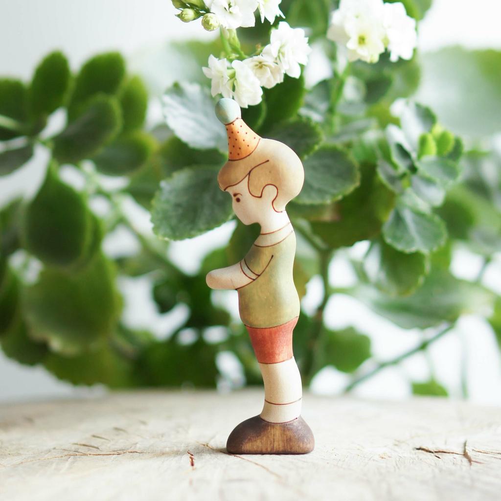 Christopher Robin  with party hat