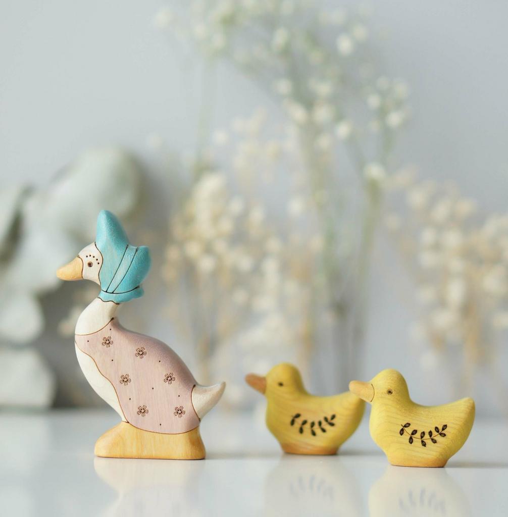 Jemima Puddle-Duck and 2 ducklings set