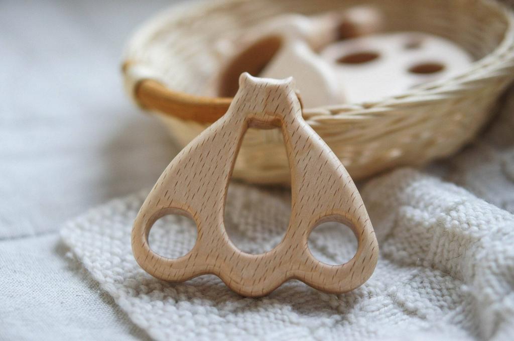 Wooden teether moth