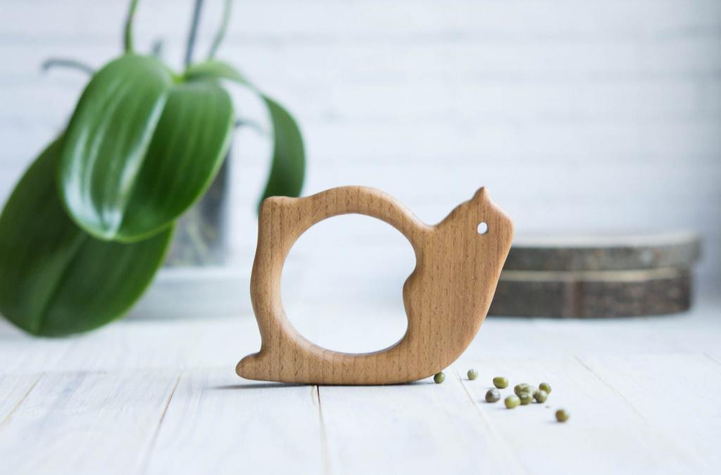 Wooden teether snail