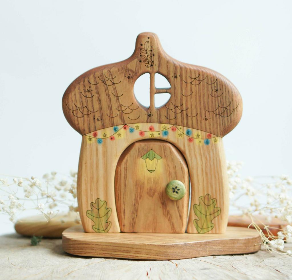 Gnome acorn house wooden toy