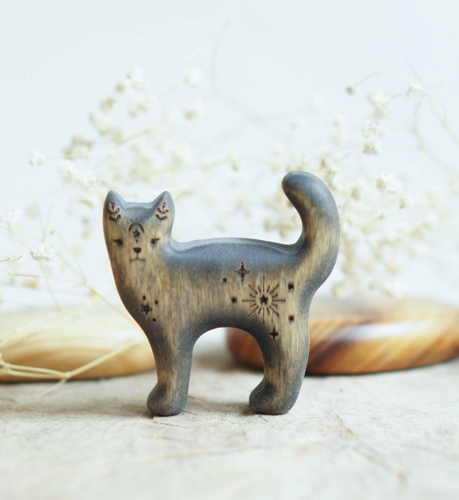 Wooden black standing cat toy