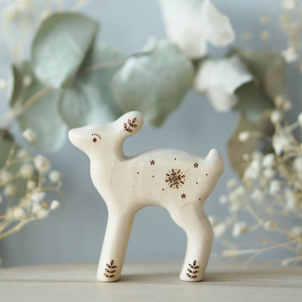 Wooden fawn toy (natural with sparkle)