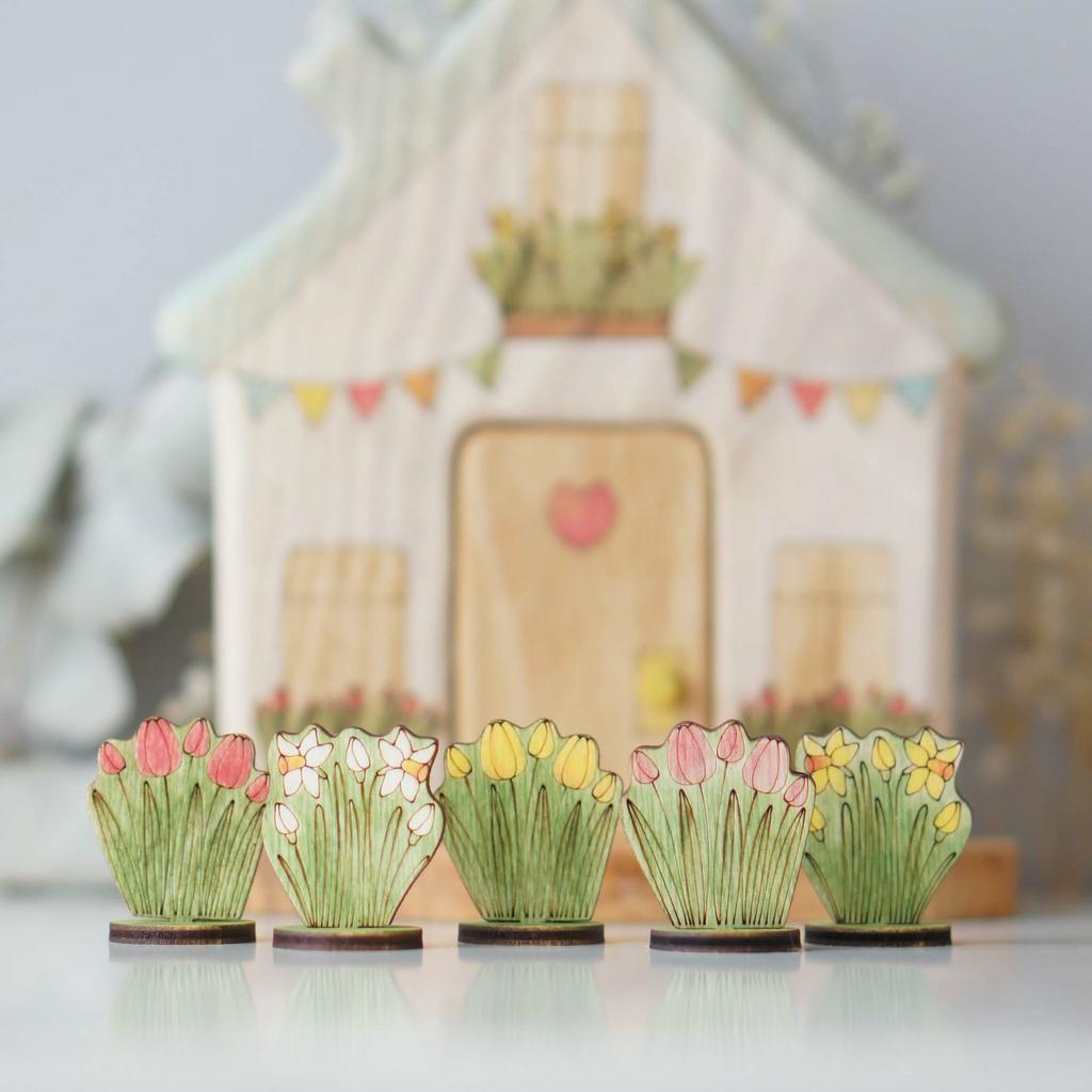 Set of 5 flowers (narcissus and tulips)