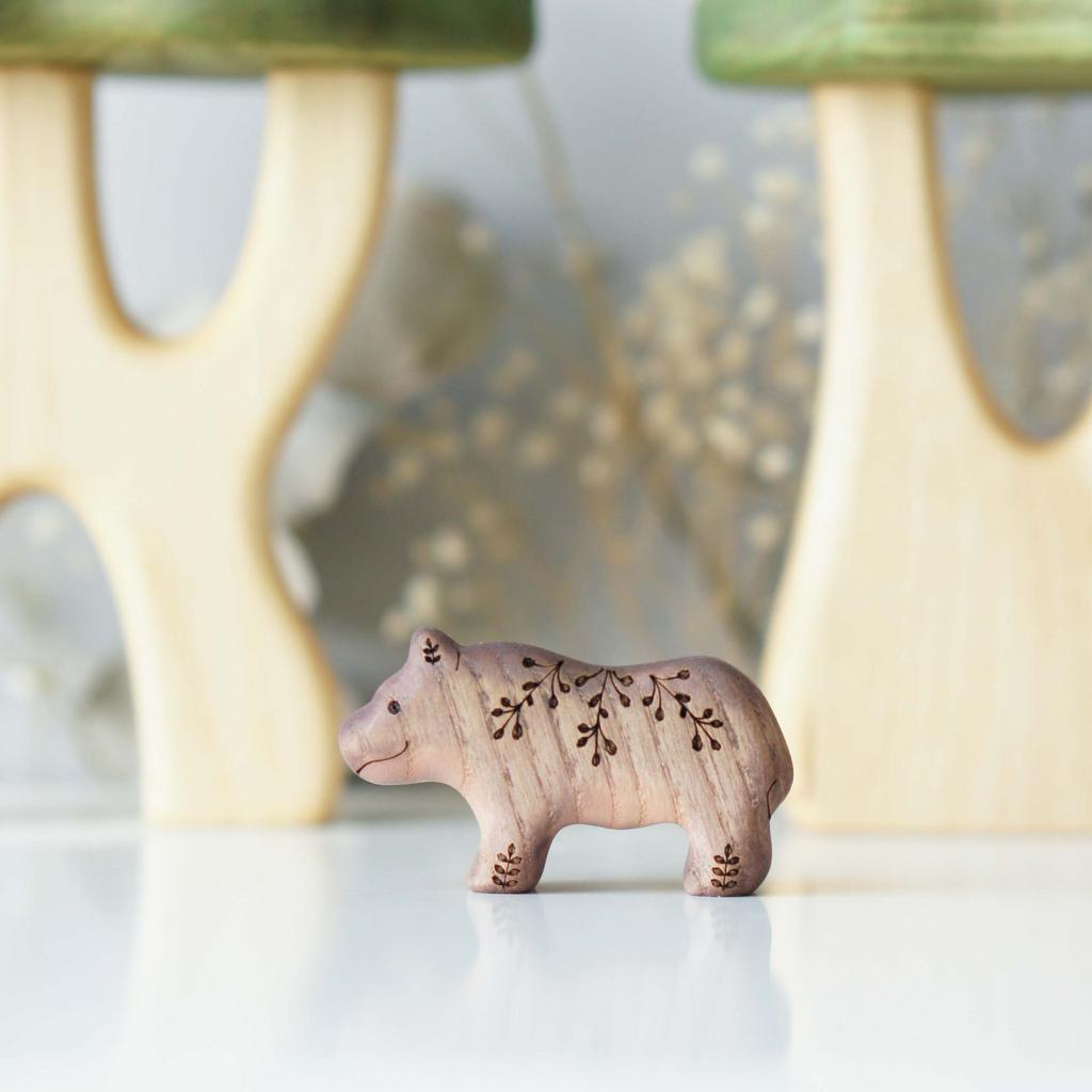 Hippo baby wooden toy (colored)