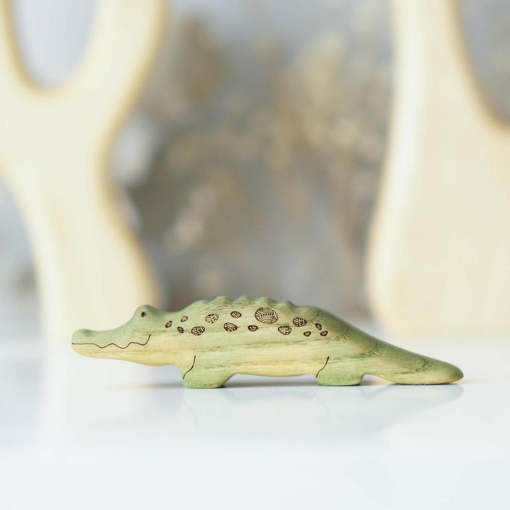 Crocodile baby wooden toy (colored)