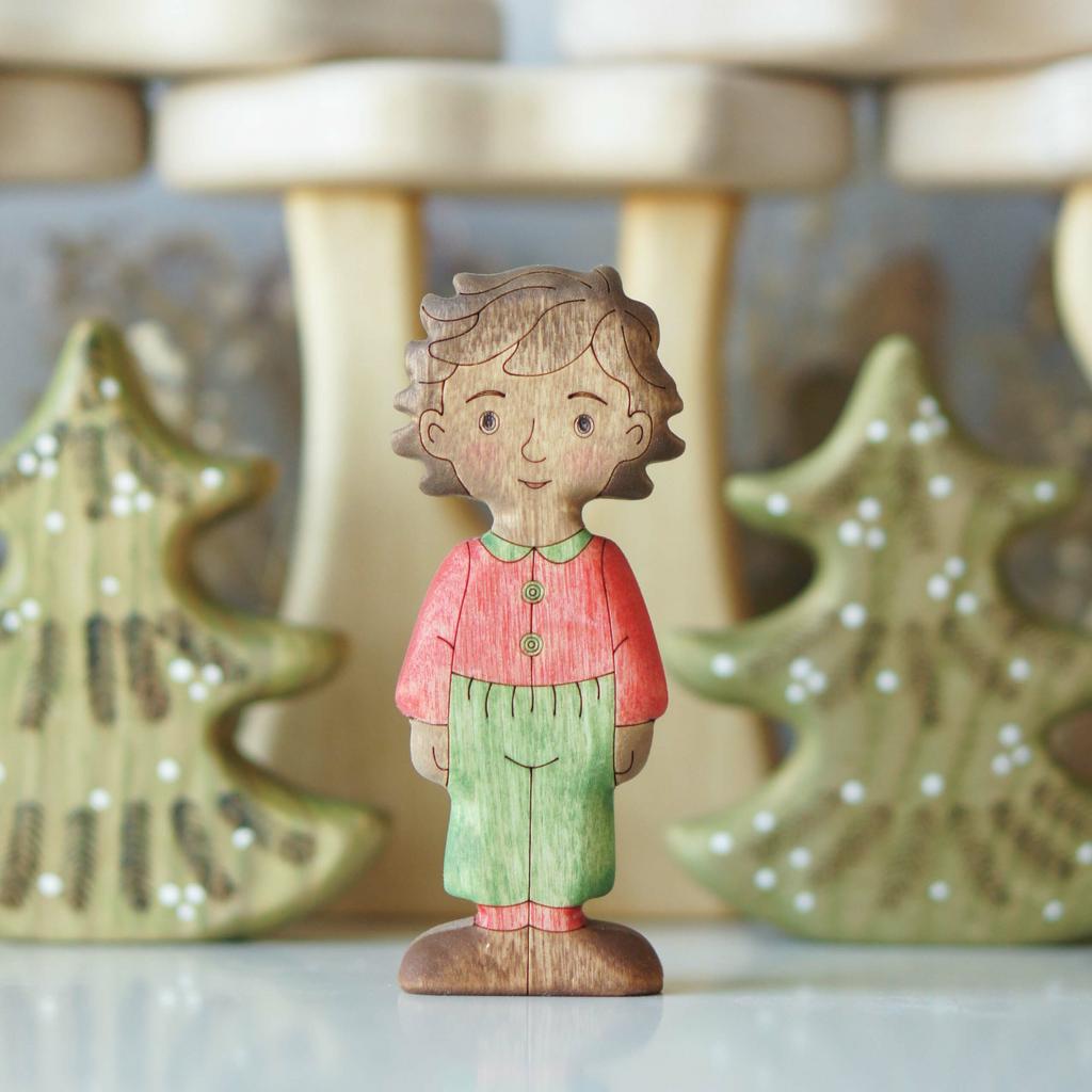 Boy (in red) brunette (dark skin)