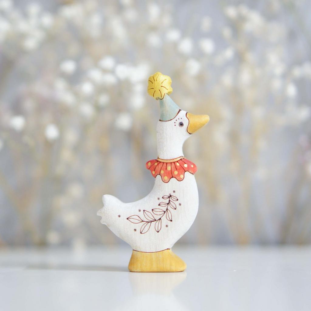 Circus goose toy (with sparkle)
