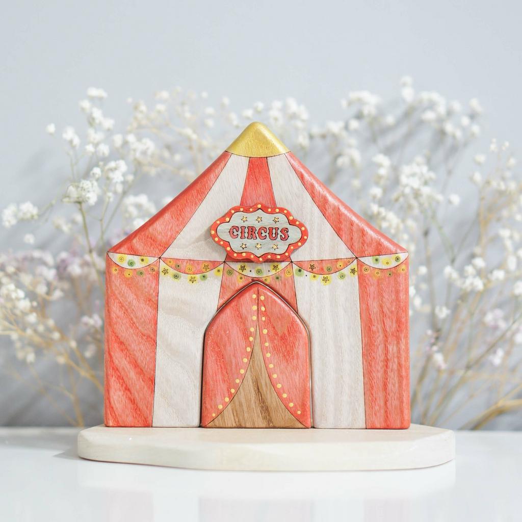 Circus tent toy (with sparkle)