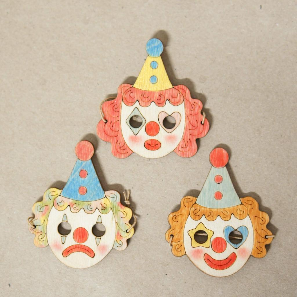 Circus masks (3 pieces) (with sparkle)