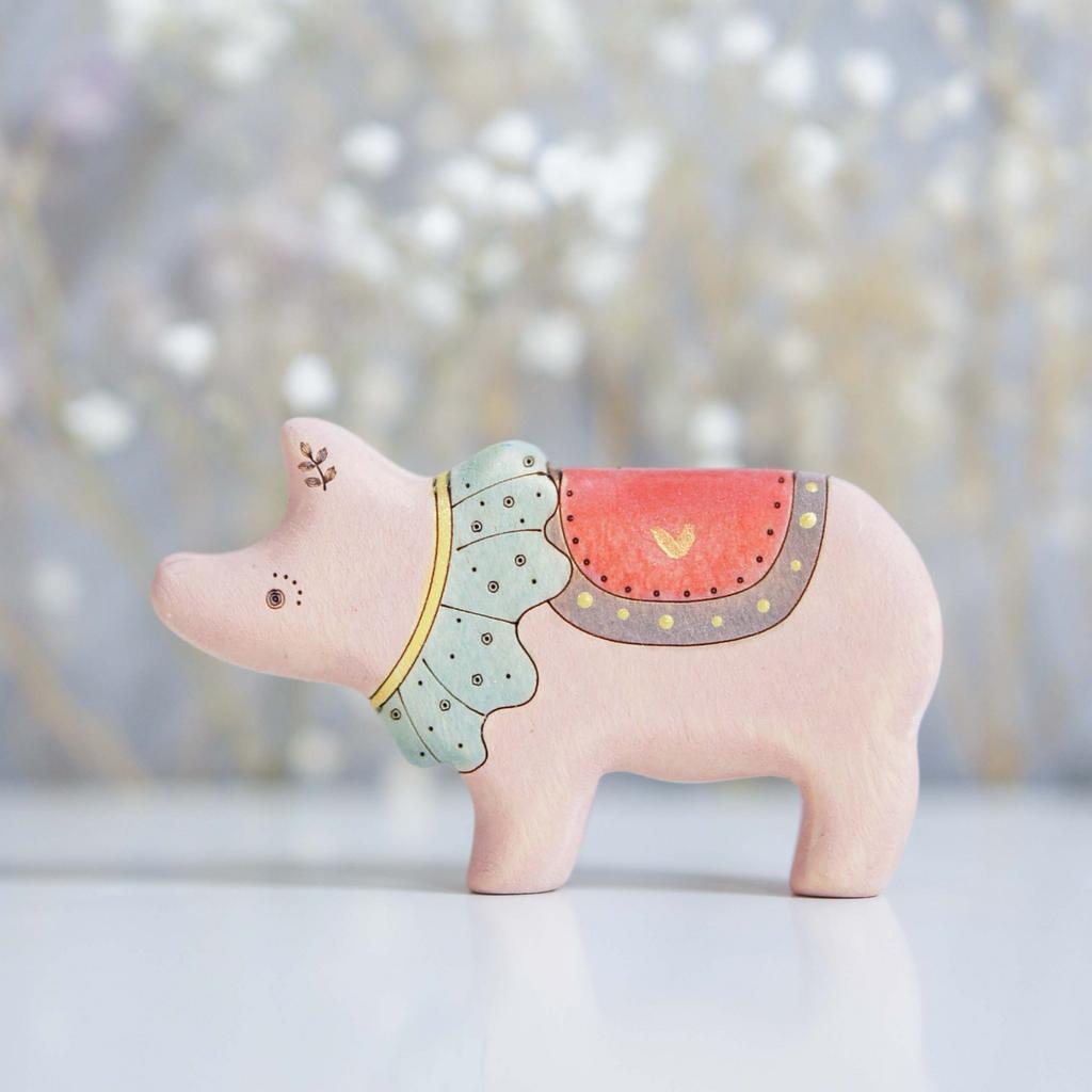 Circus pig toy (red) (with sparkle)