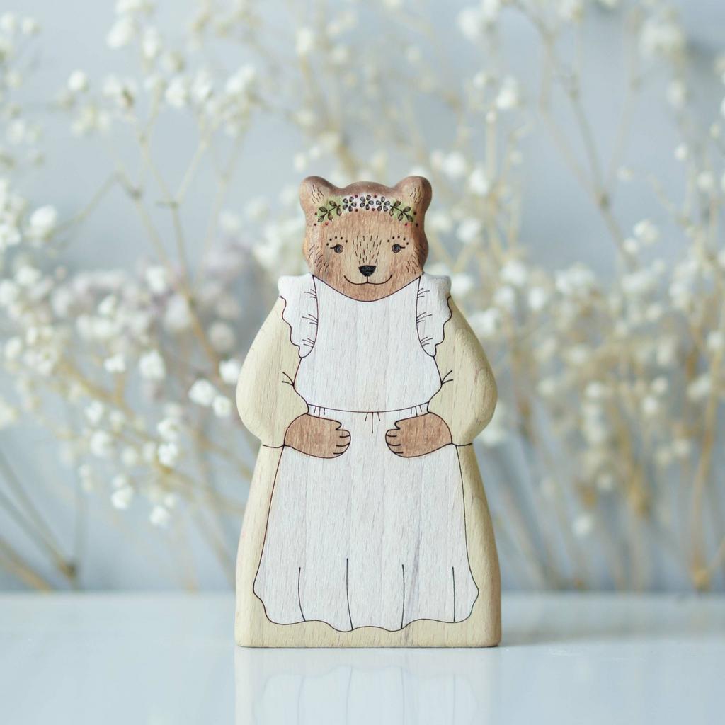 Mom Bear light yellow dress