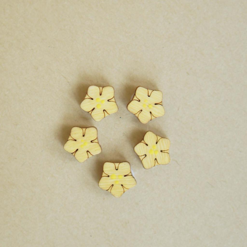Flowers soft yellow (set of 5)