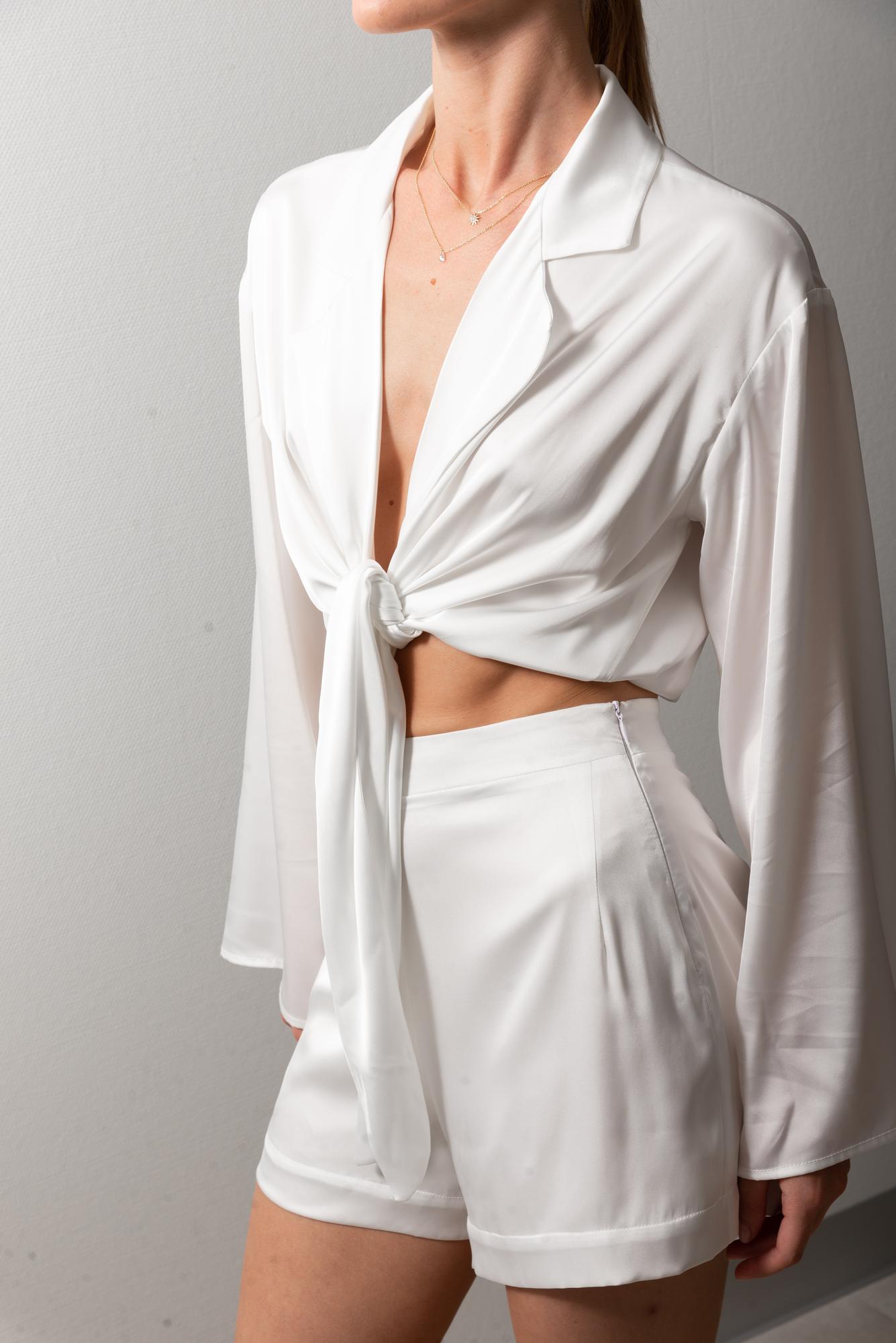 Шорты Dolly White