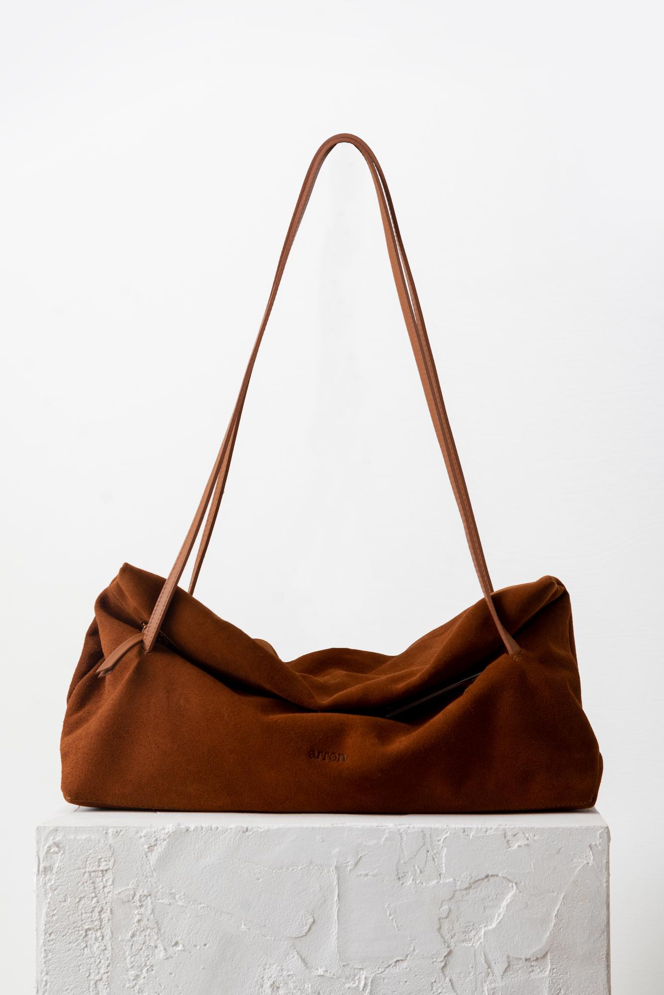 Сумка Soft Baguette Auburn