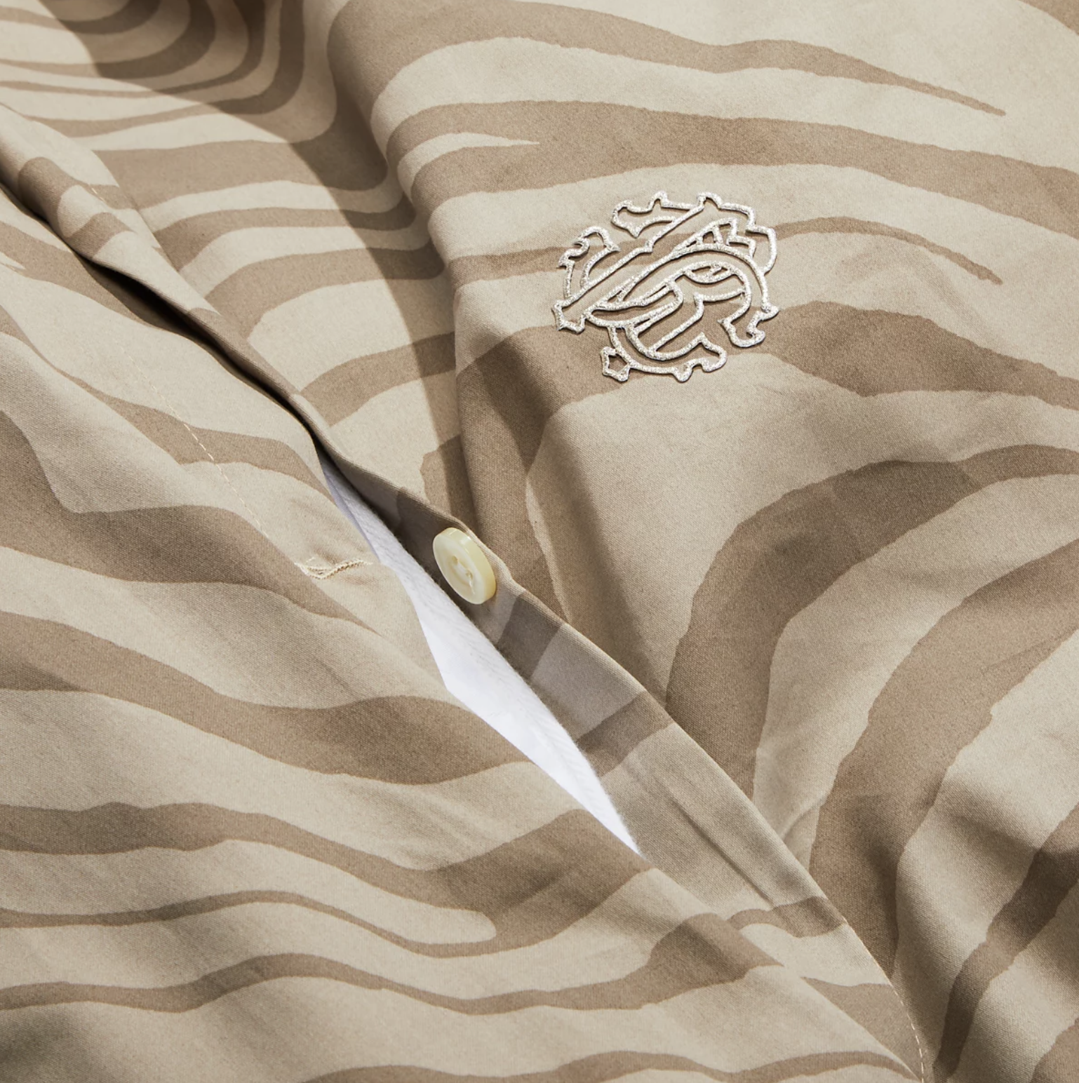 Постельное белье двуспальное Макро Зебраж (Macro Zebrage), бренд: Роберто Кавалли (Roberto Cavalli)