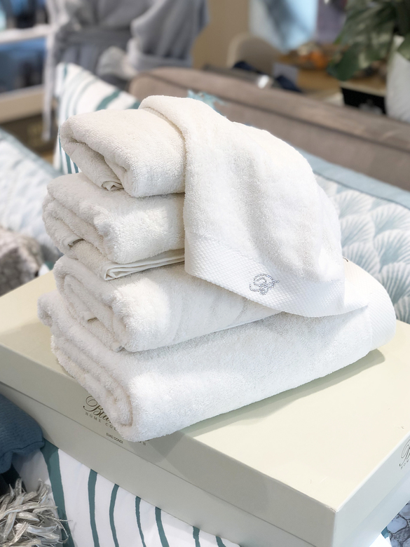 Hабор полотенец Бэнэсэа (Benessere), 5 предметов, бренд: Блюмарин (Blumarine)