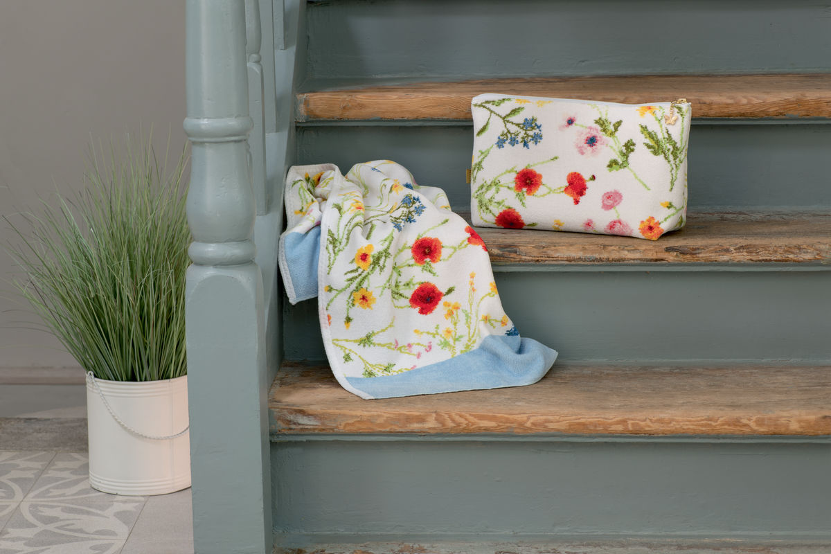 Полотенце шенилл махровый Цветочный луг (Flower Meadow) 75x150cm, бренд: Фейлер (Feiler)