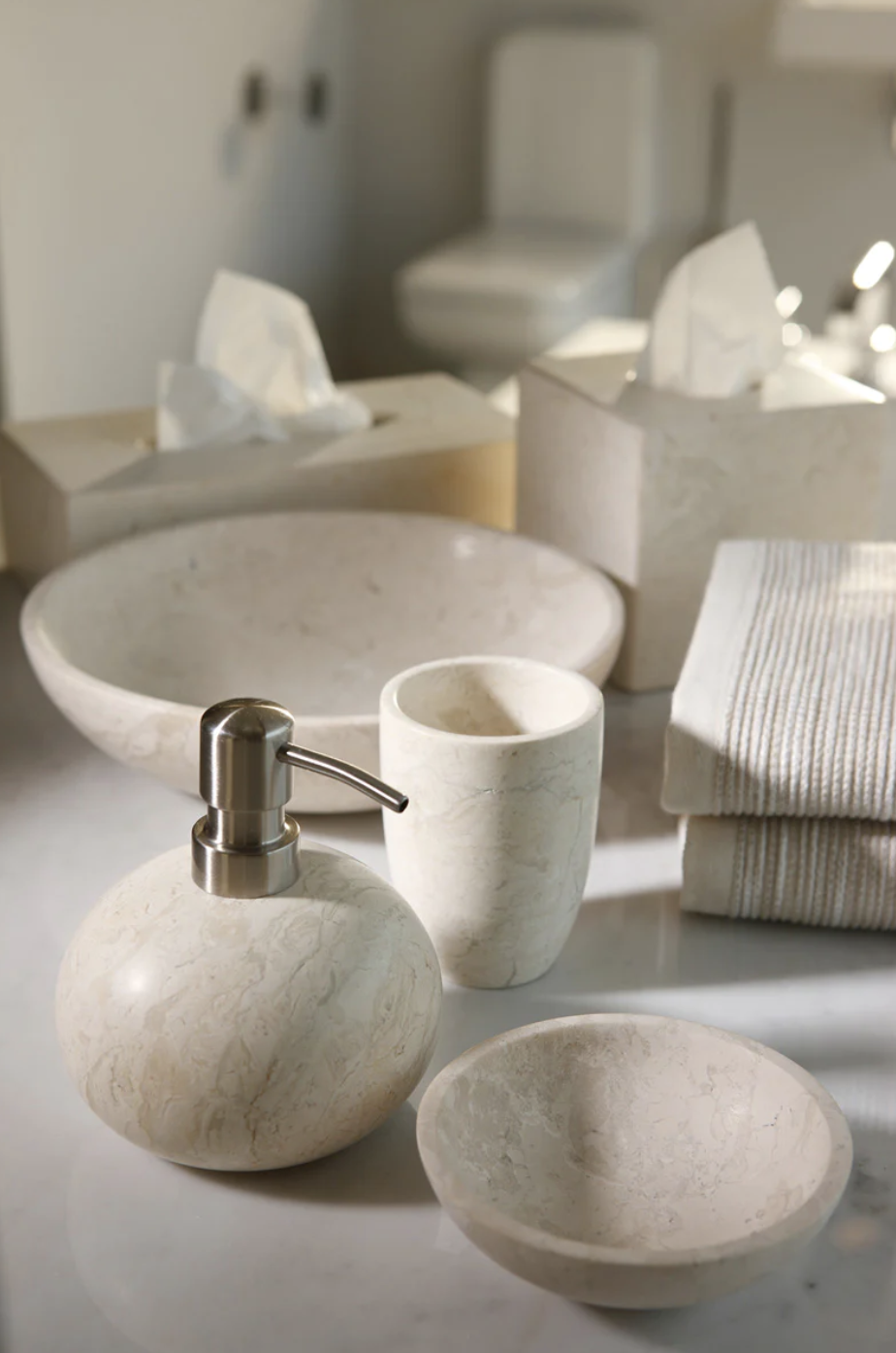 Набор аксессуаров для ванной 3 предмета Лаксо (Luxor), бренд: Акванова (Aquanova)