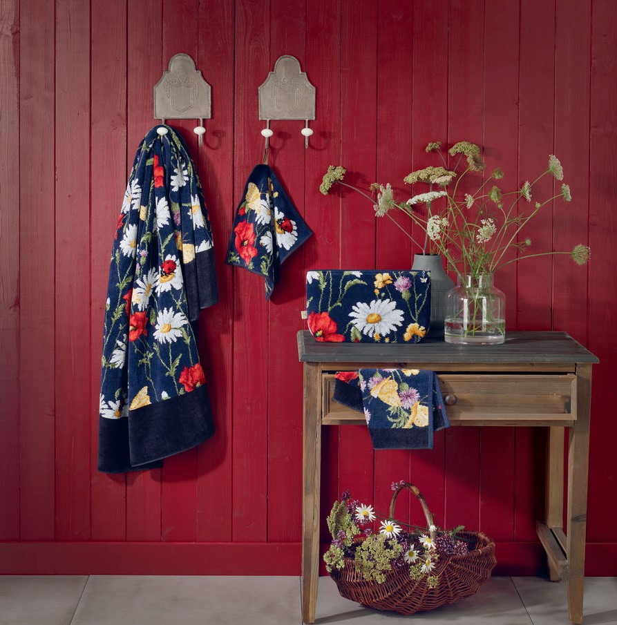 Полотенце шенилл махровый Ромашковое поле (Daisy Field) 37x50cm, бренд: Фейлер (Feiler)