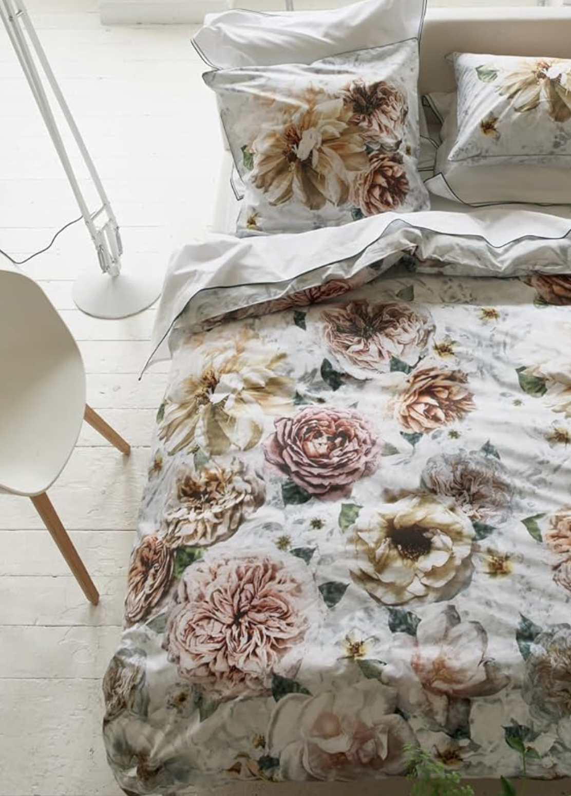 Постельное белье двуспальное Пахари Тубероуз (PAHARI TUBEROSE), бренд: Дизайнес Гилд / Designers Guild