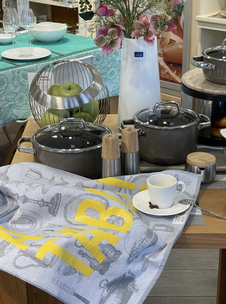 Кухонное полотенце Cерый стол (A table grey)  60*80 см, бренд: Ле Жаккард Фронсэ (Le Jacquard Français)