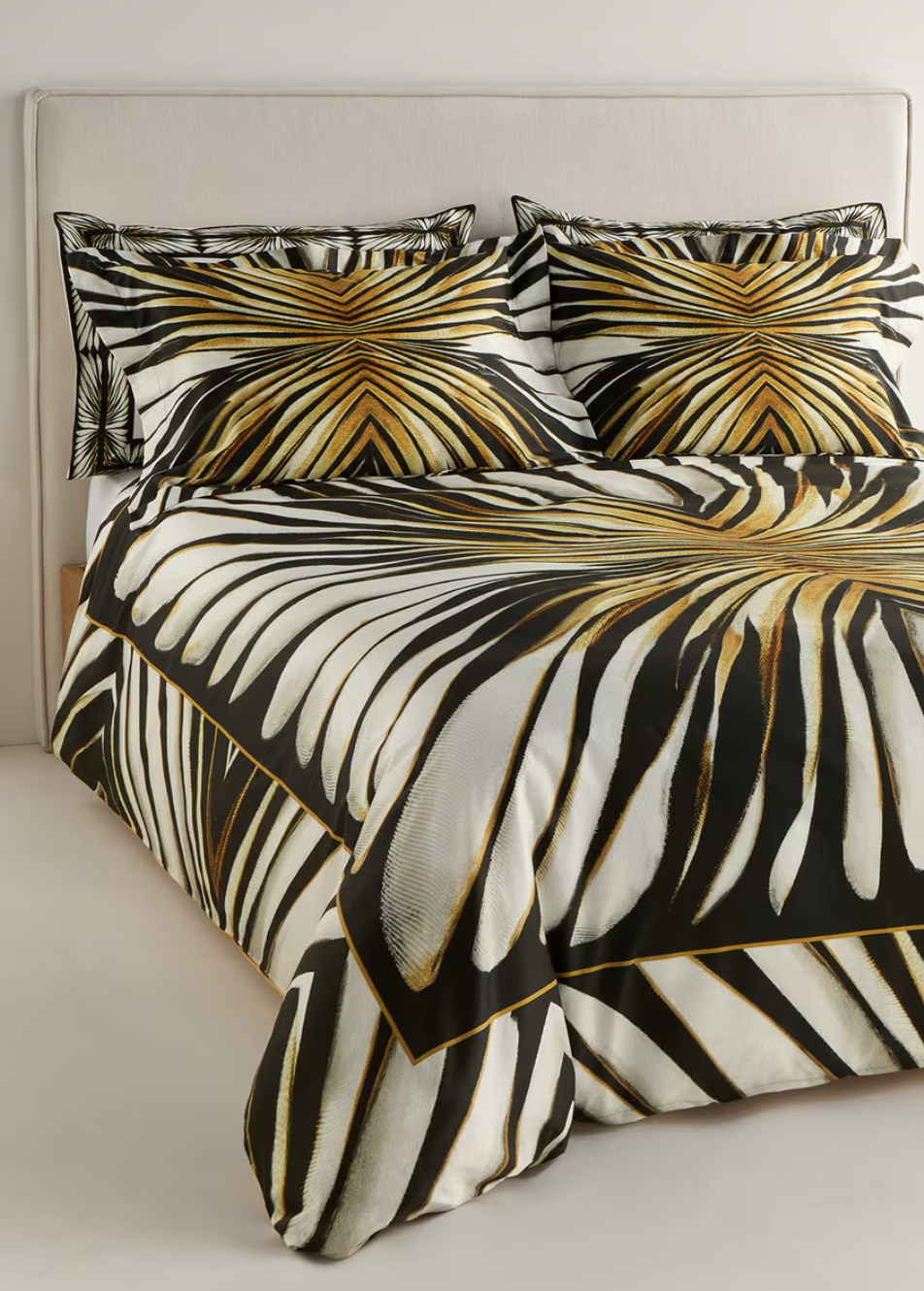 Постельное белье двуспальное Золотой Луч (Ray Of Gold), бренд: Роберто Кавалли (Roberto Cavalli)