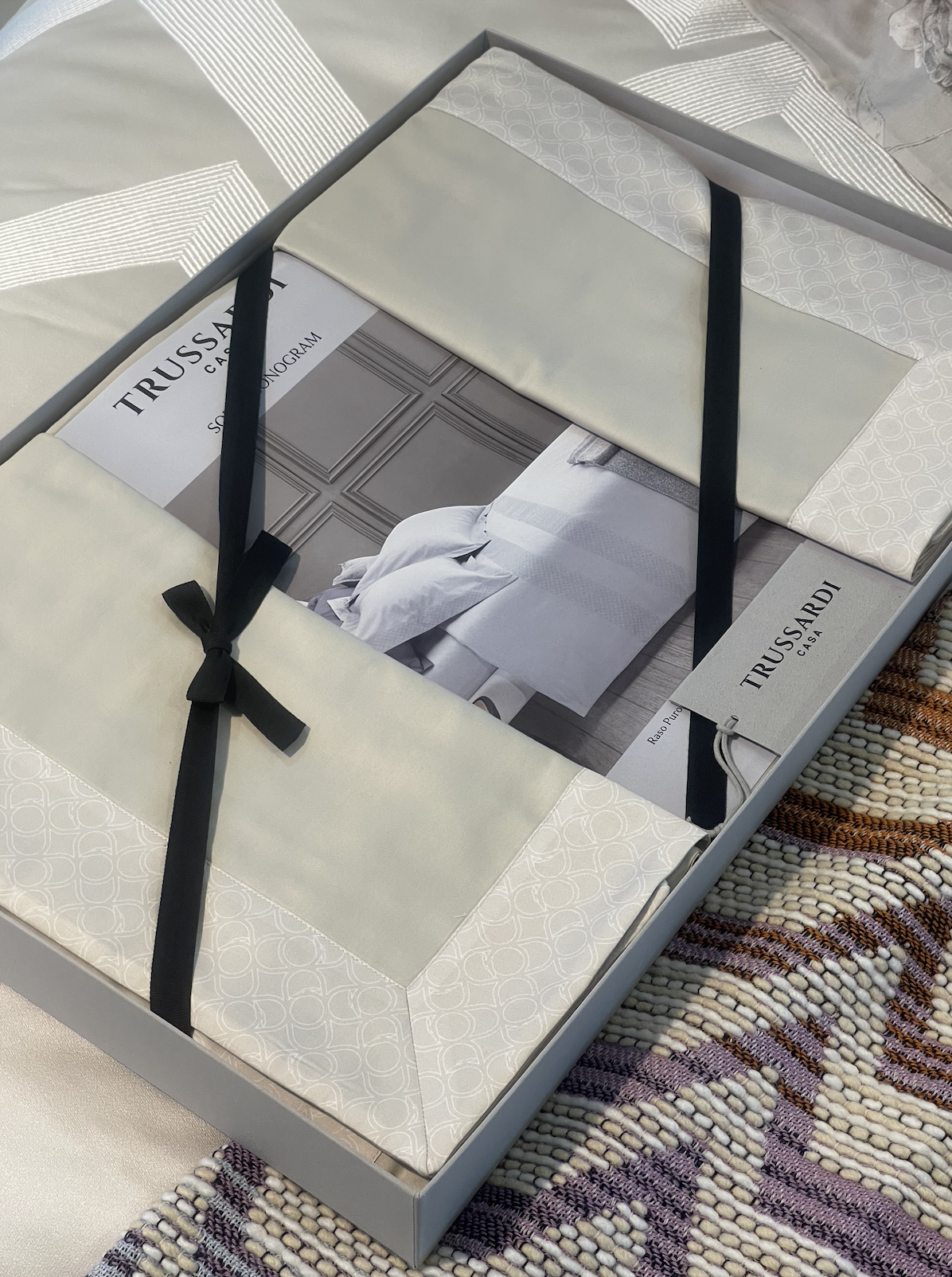 Постельное белье двуспальное Солид Монограм (Solid Monogram), бренд: Труссарди (Trussardi)