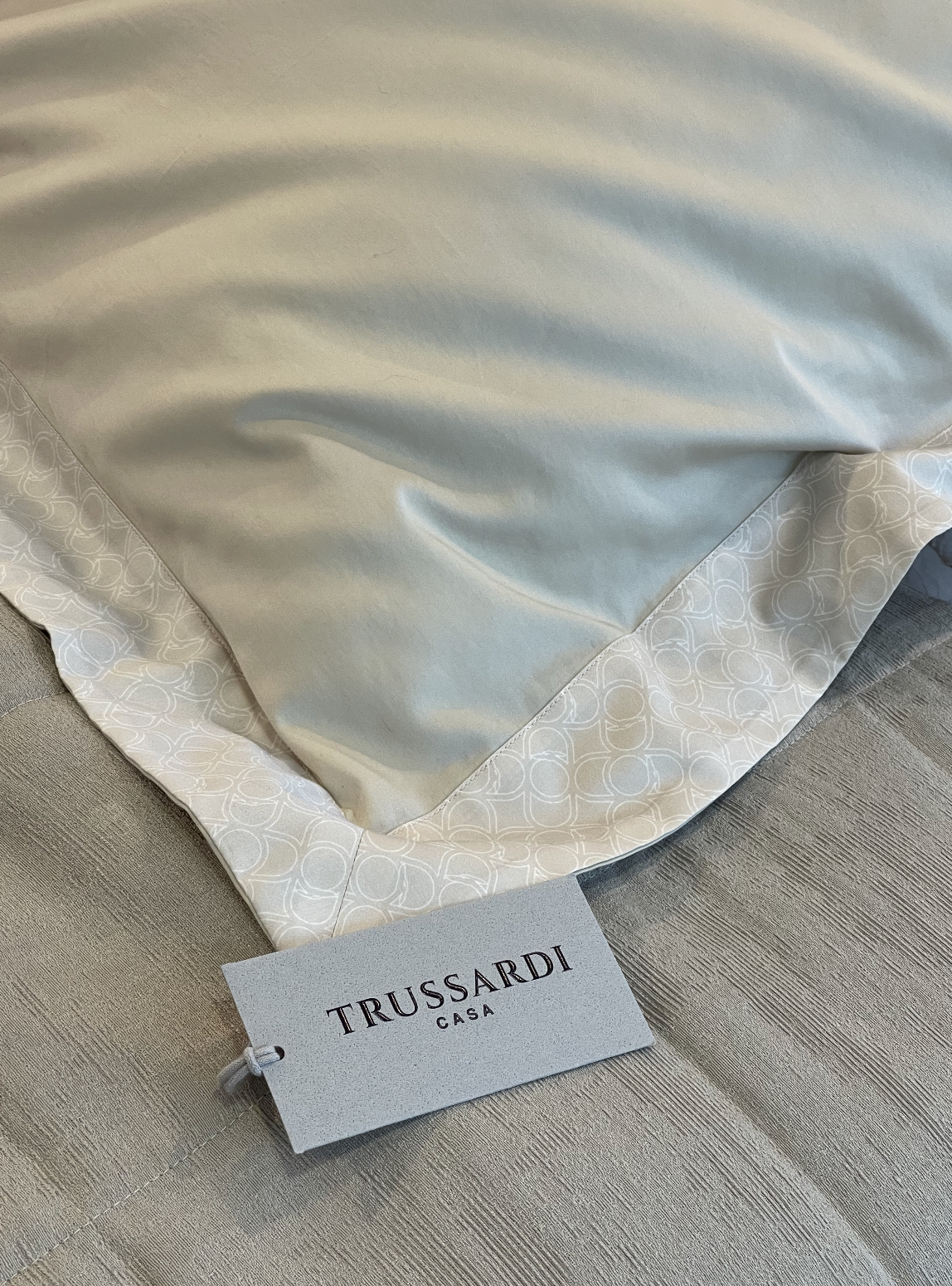 Постельное белье двуспальное Солид Монограм (Solid Monogram), бренд: Труссарди (Trussardi)