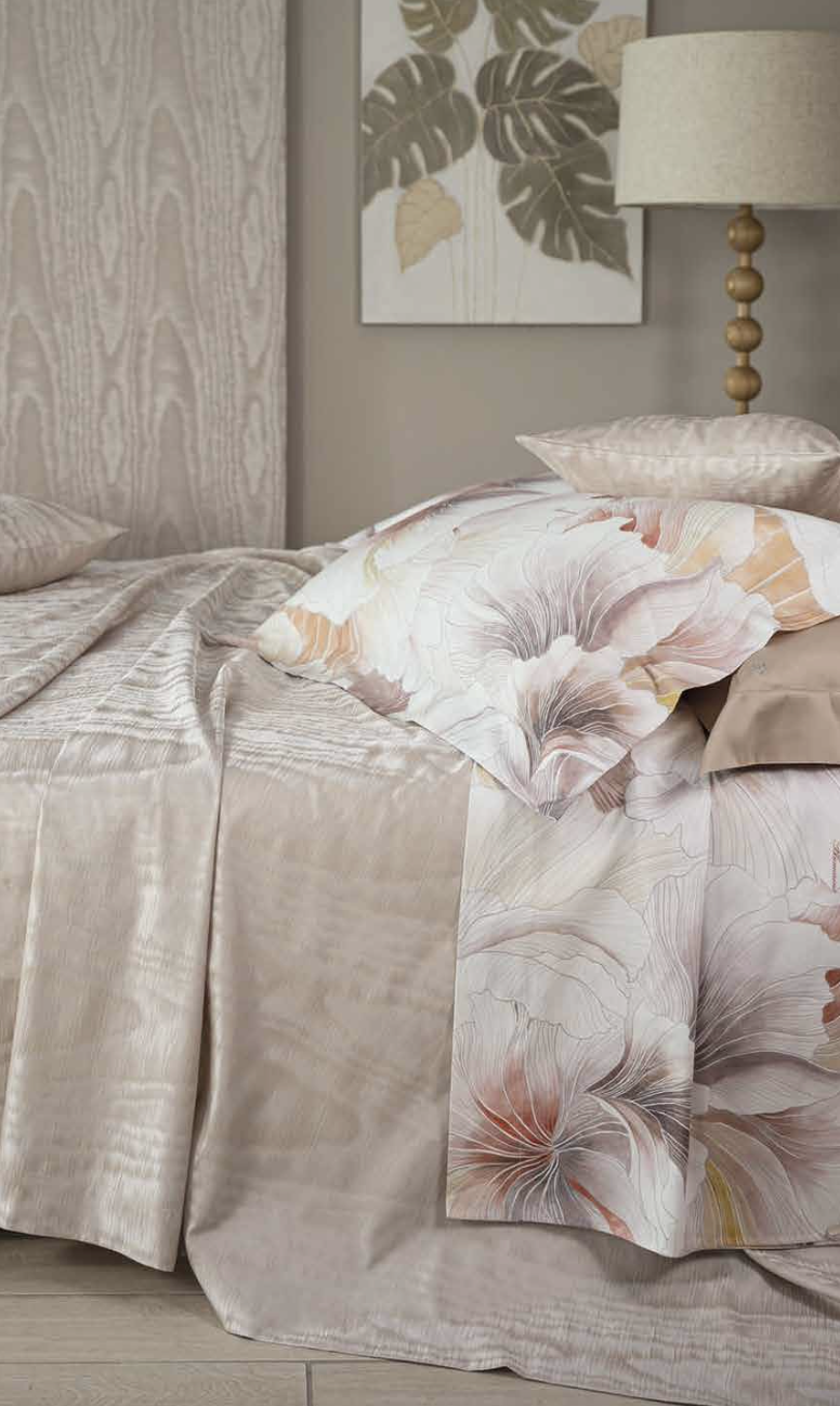 Тонкое покрывало Эстетика (Estetica), бренд: Блюмарин (Blumarine)